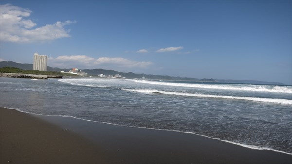 水平線・海岸・波の背景画像